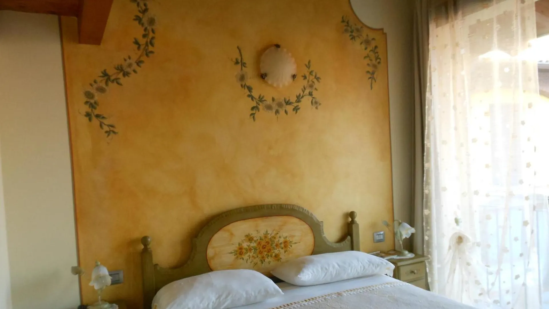 B&B I Fiori Di Marianna Bergamo Oda ve Kahvaltı